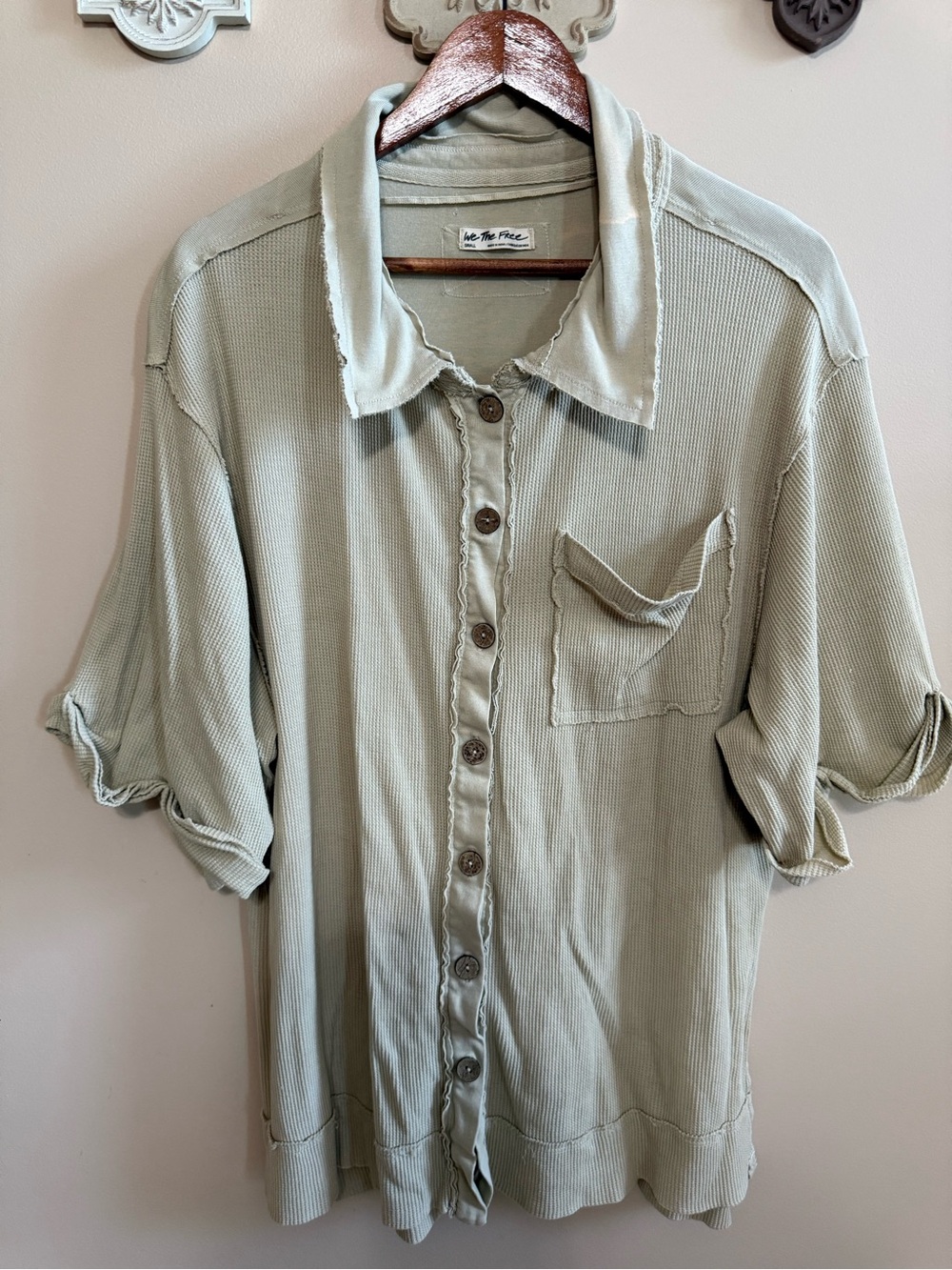 We The Free Women’s Tan Button-Front Oversized Shirt